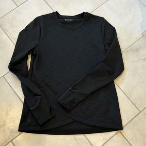 Athleta athletic top pull over - Size M